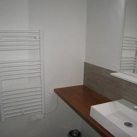 T2 Renove, 4 Couchages, Parking, Face Plage, Centre De Saint-cyprien - Fr-1-106-74 *