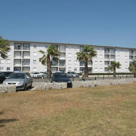 T2 Renove, 4 Couchages, Parking, Face Plage, Centre De Saint-cyprien - Fr-1-106-74 Apartment Saint-Cyprien (Pyrenees-Orientales)